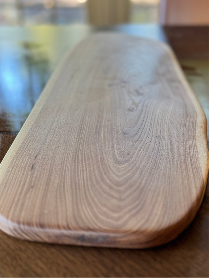 Walnut Charcuterie Board / Serving Tray